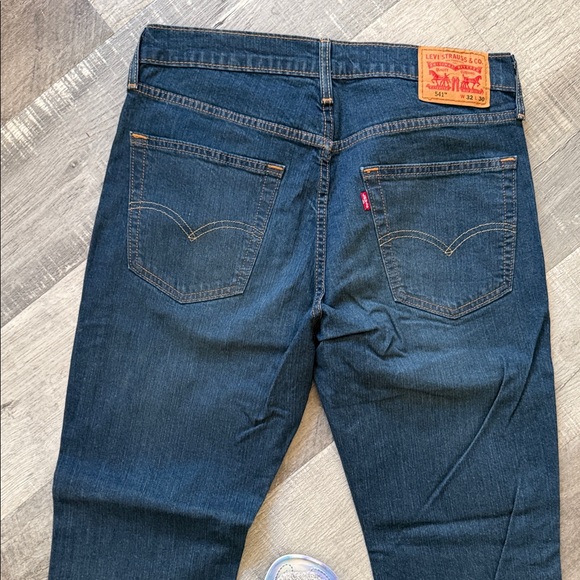 Levi's Men's Classic Indigo Straight Jeans - Picture 5 of 6